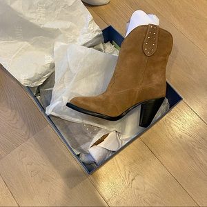 ✨HP✨PAIGE | Western Heeled Cowboy Boots w/ Stud Detail - NWT